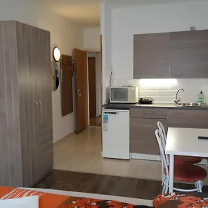 Apartment West, Budapest